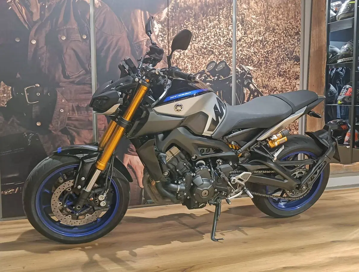 Yamaha MT-09 SP (2018 - 20) (2)