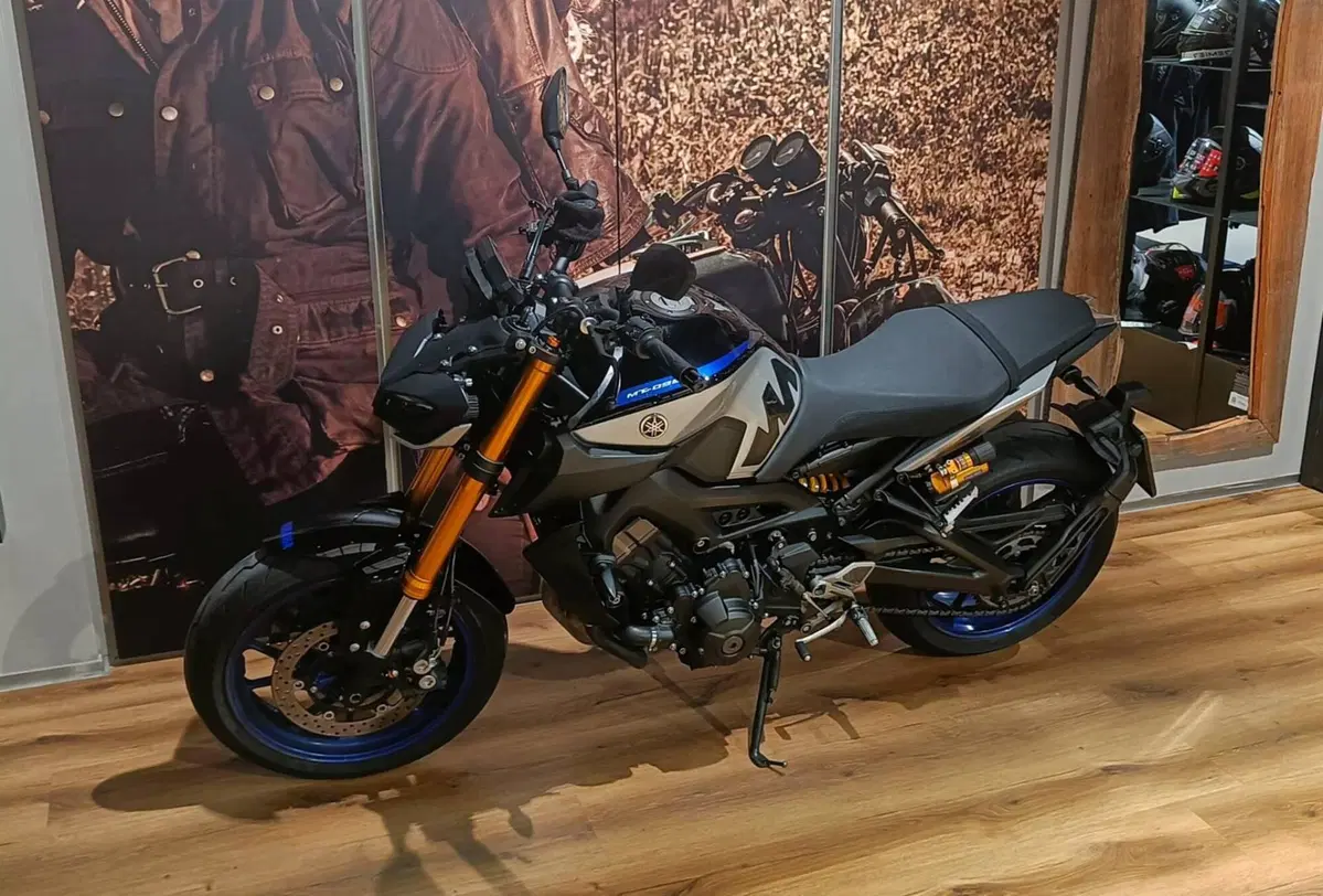 Yamaha MT-09 SP (2018 - 20) (3)