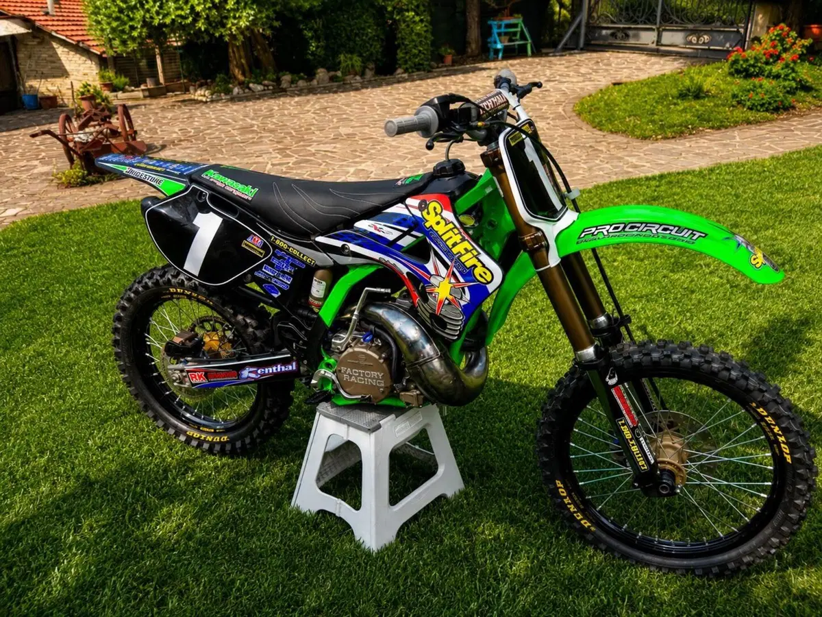 Kawasaki KX250 L4 (2002) (4)