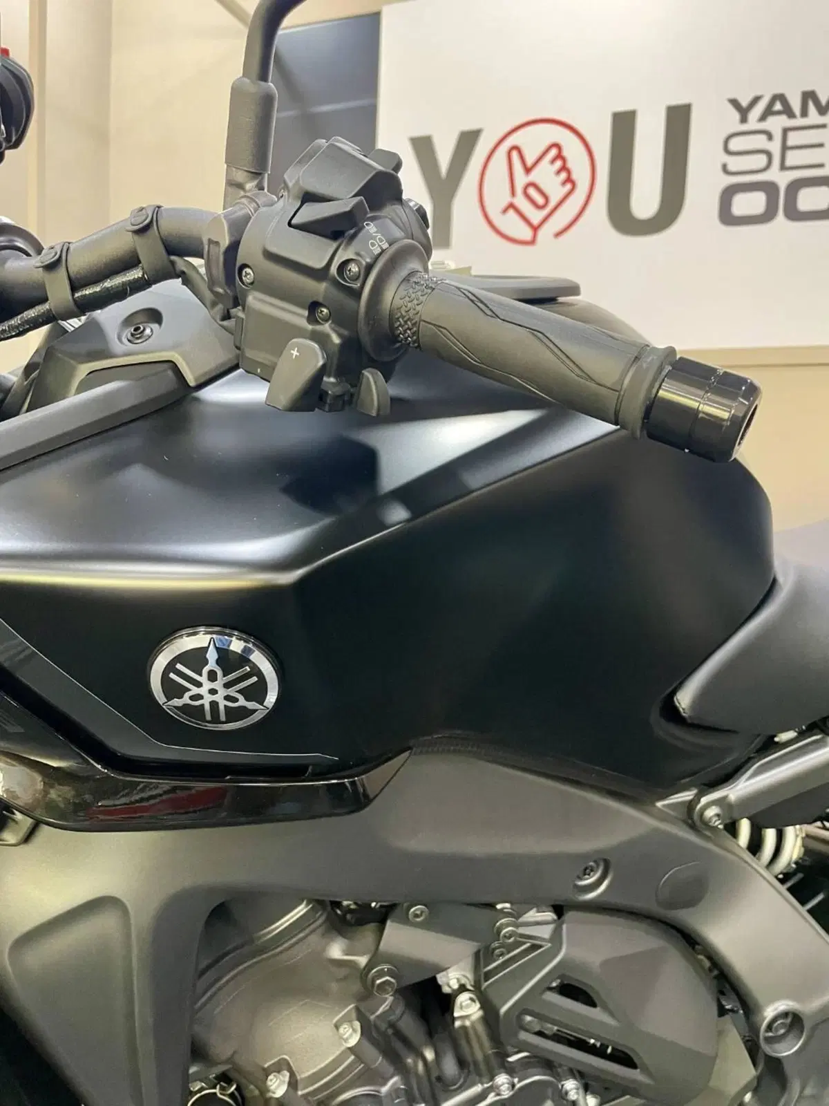 Yamaha MT-09 Y-AMT (2024 - 26) (4)