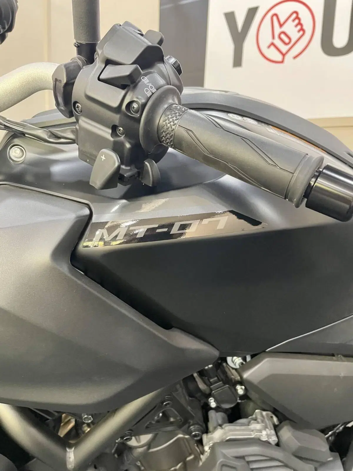 Yamaha MT-07 Y-AMT (2025 - 26) (4)