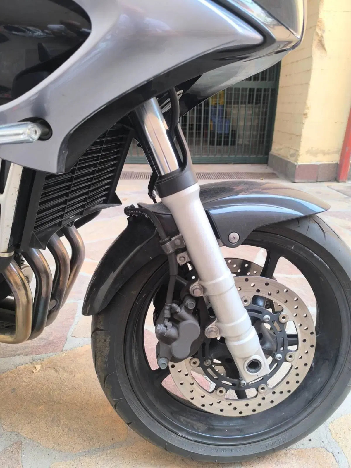Yamaha FZ6 Fazer (2004 - 07) (5)