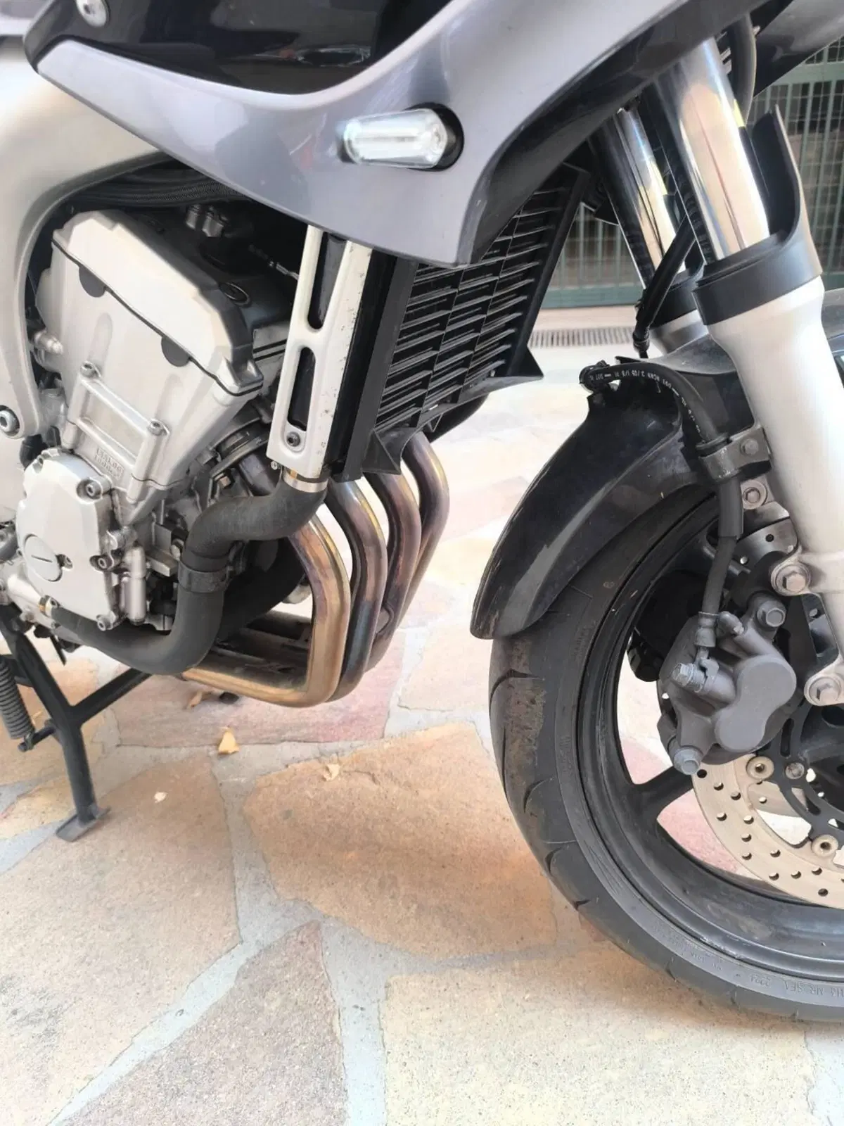 Yamaha FZ6 Fazer (2004 - 07) (6)