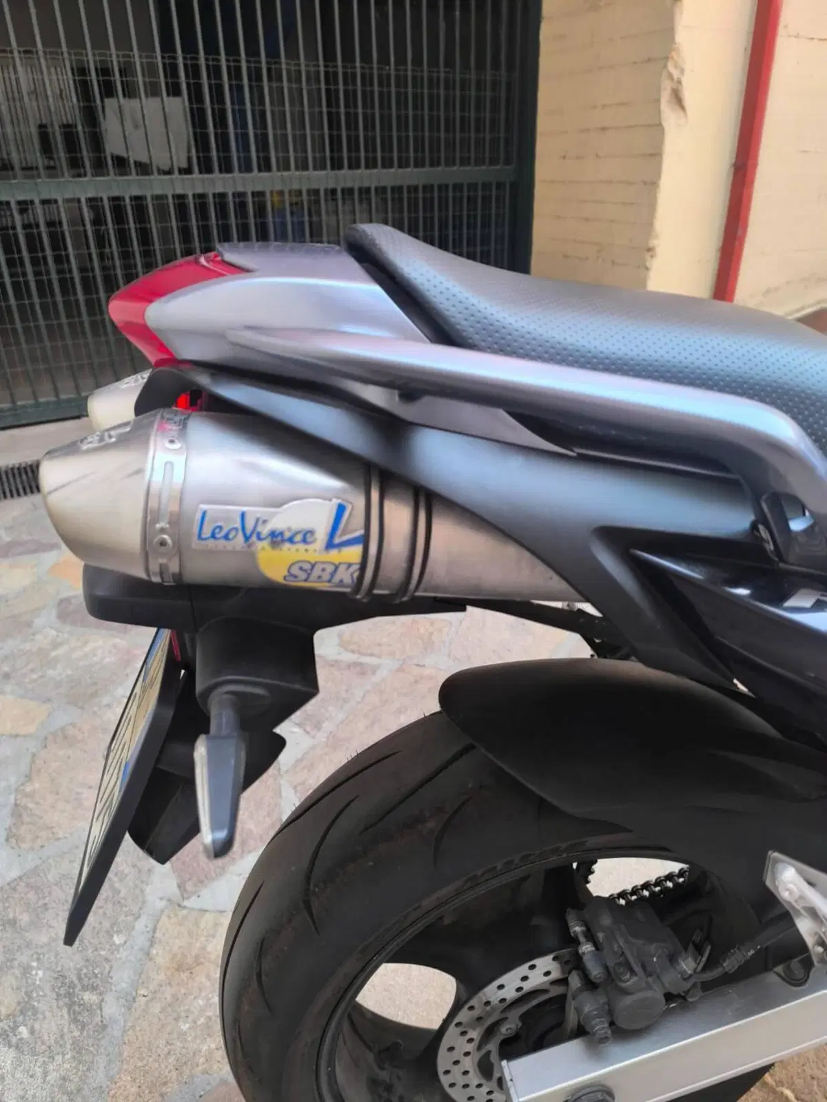 Yamaha FZ6 Fazer (2004 - 07) (9)