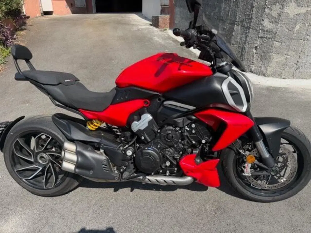 Ducati Diavel V4 (2023 - 26) (3)
