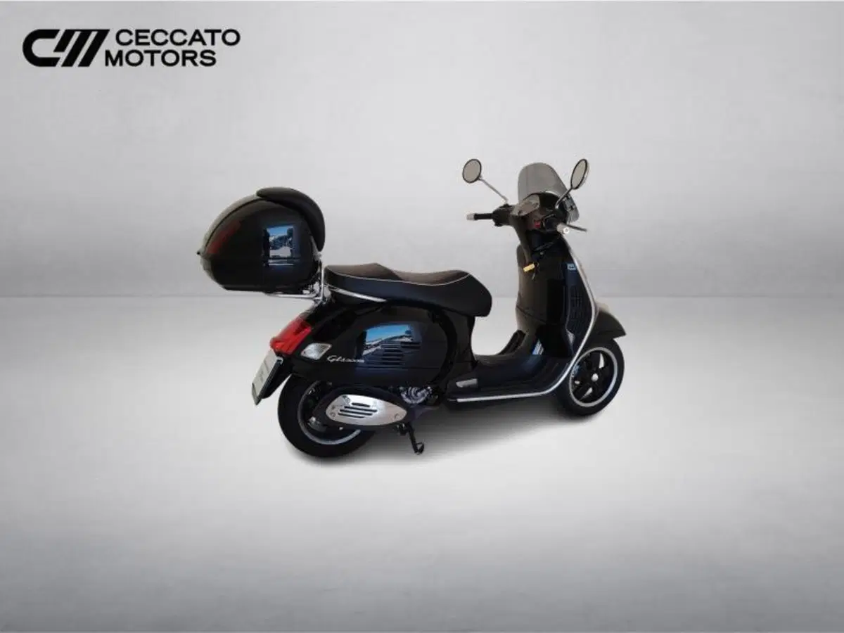 Vespa GTS 300 Super (2008 - 16) (4)