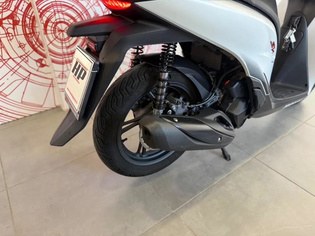 Honda SH 150i Sport (2024 - 25) (9)