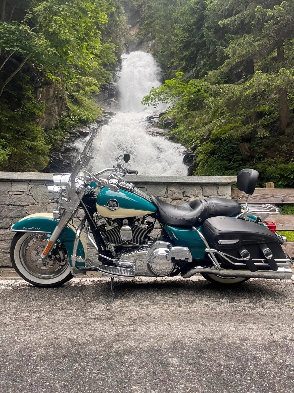 Harley-Davidson 1584 Road King Classic (2007 - 11) - FLHRCI (3)