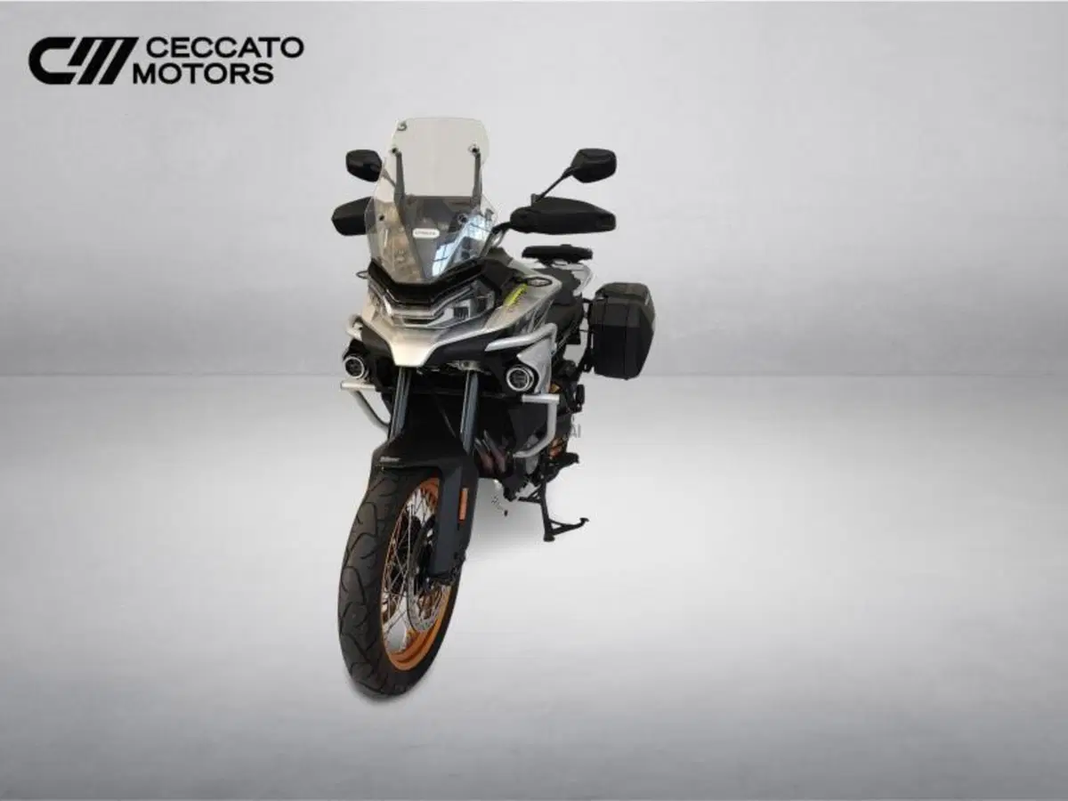 CFMOTO 800MT Touring (2022 - 26) (11)