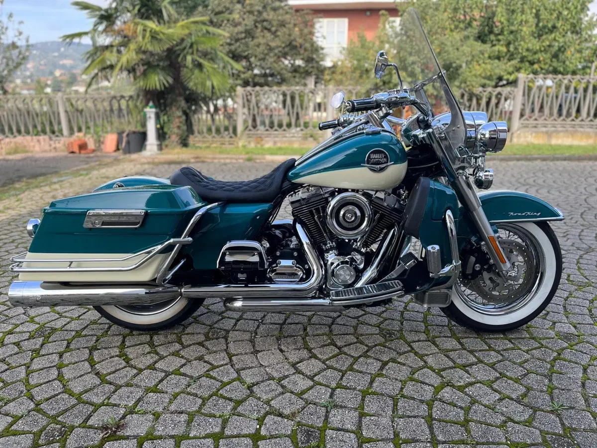 Harley-Davidson 1584 Road King Classic (2007 - 11) - FLHRCI (10)