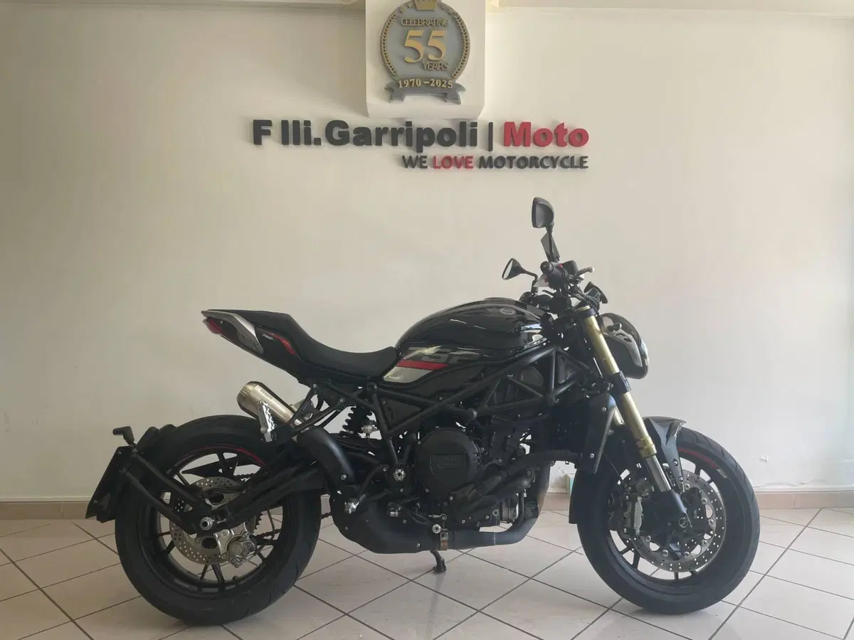 Benelli 752 S (2022 - 25) (2)