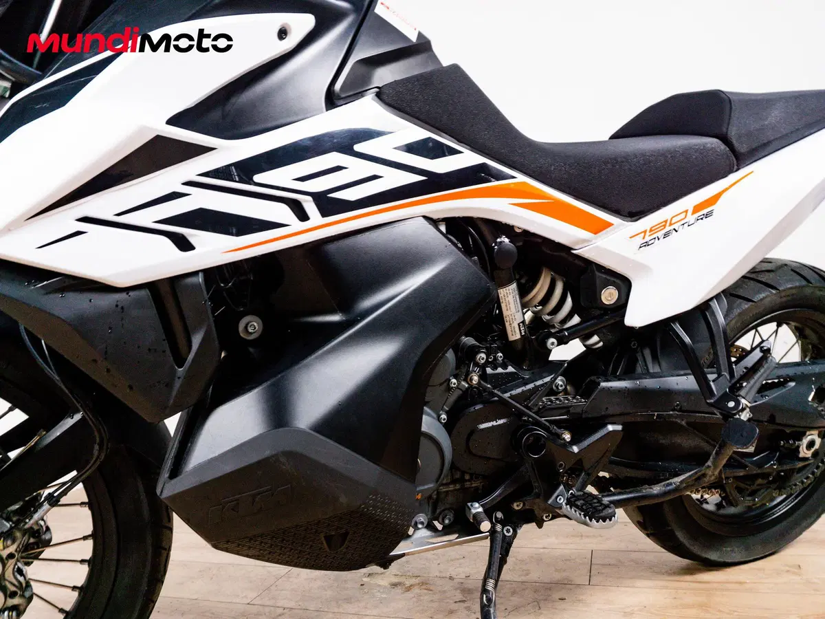 KTM 790 Adventure R Rally (2019 - 20) (9)