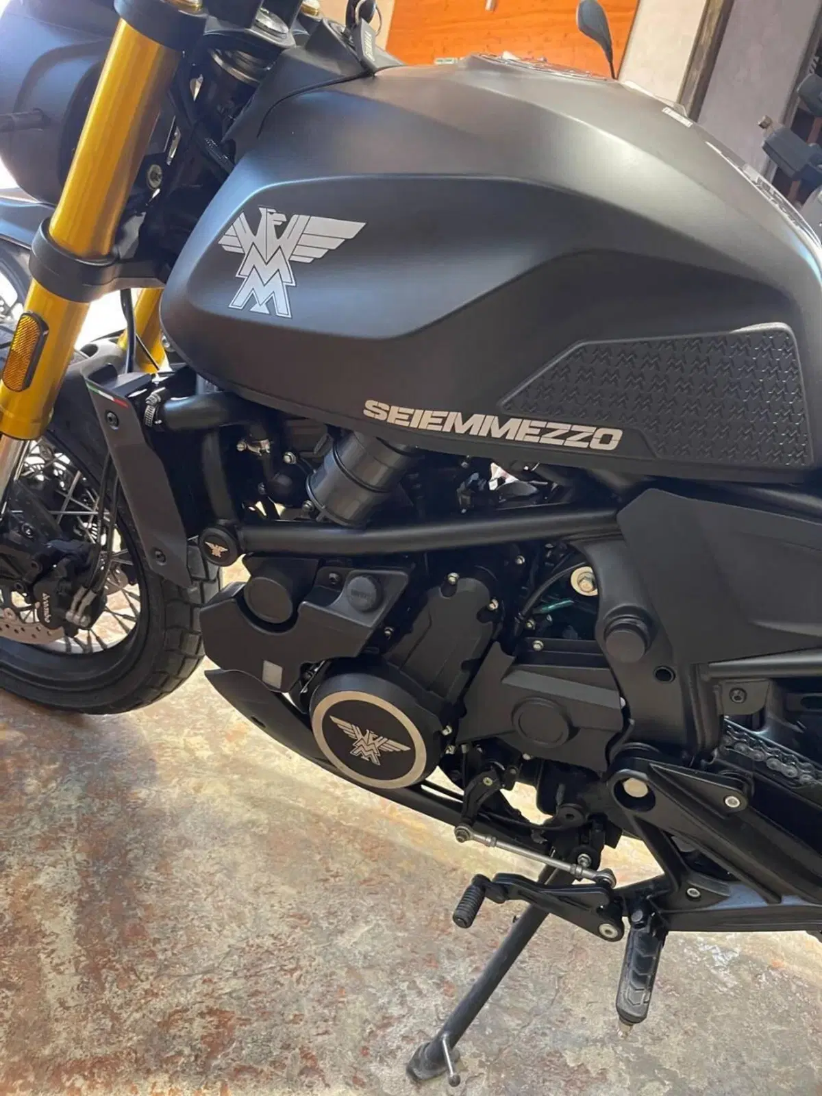 Moto Morini SEIEMMEZZO SCR (2022 - 26) (15)