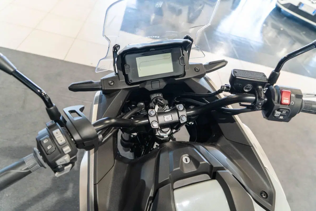 Honda NC 750 X (2021 - 24) (2)