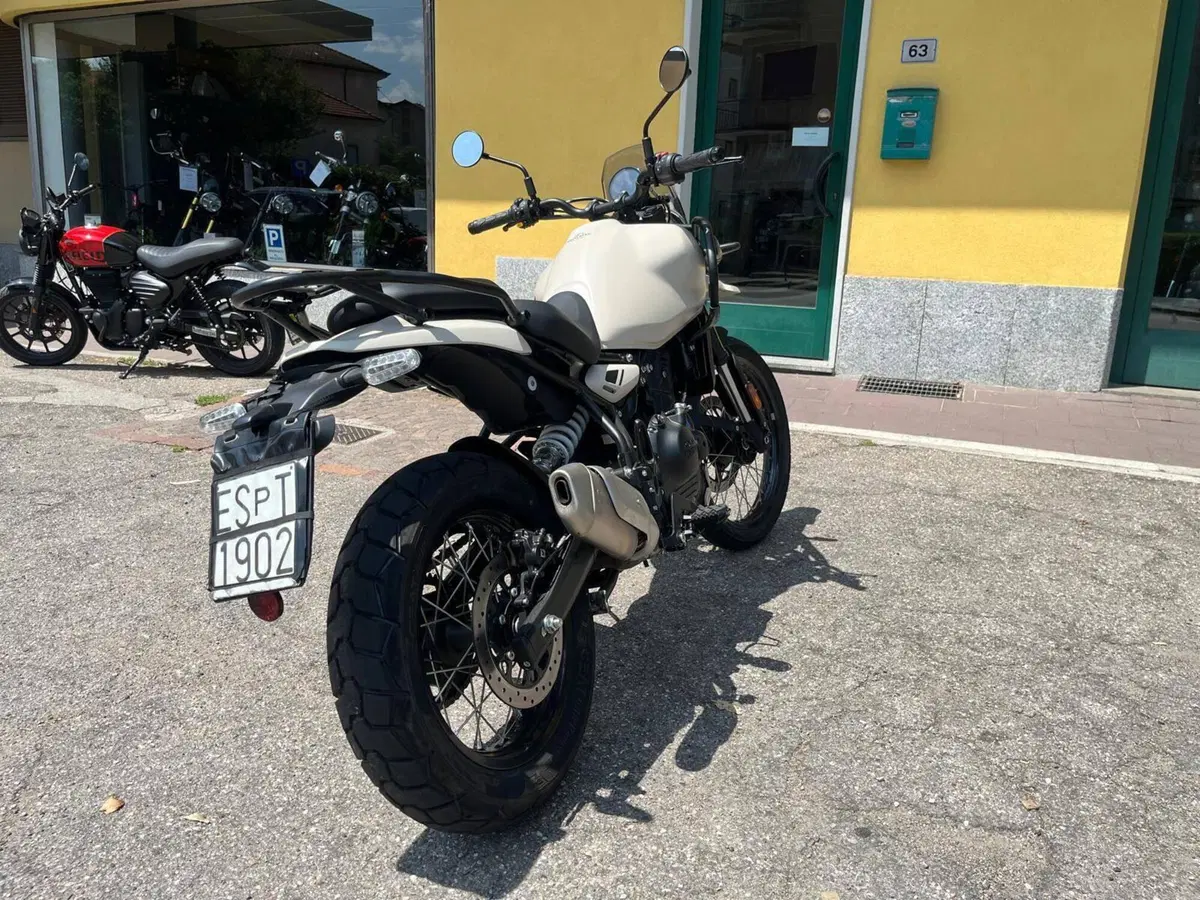 Royal Enfield Himalayan 450 (2024 - 26) (3)