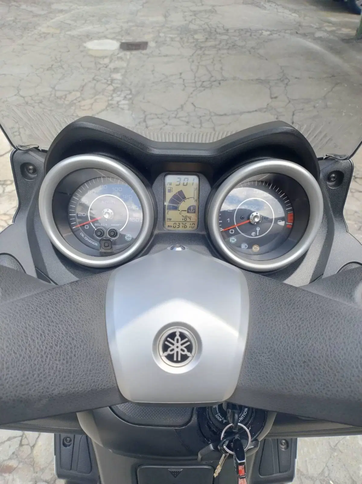 Yamaha X-Max 250 (2010 - 13) (4)