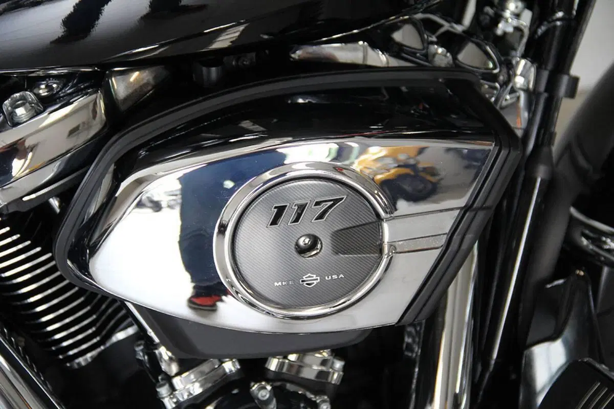 Harley-Davidson Street Glide (2024 - 26) (8)