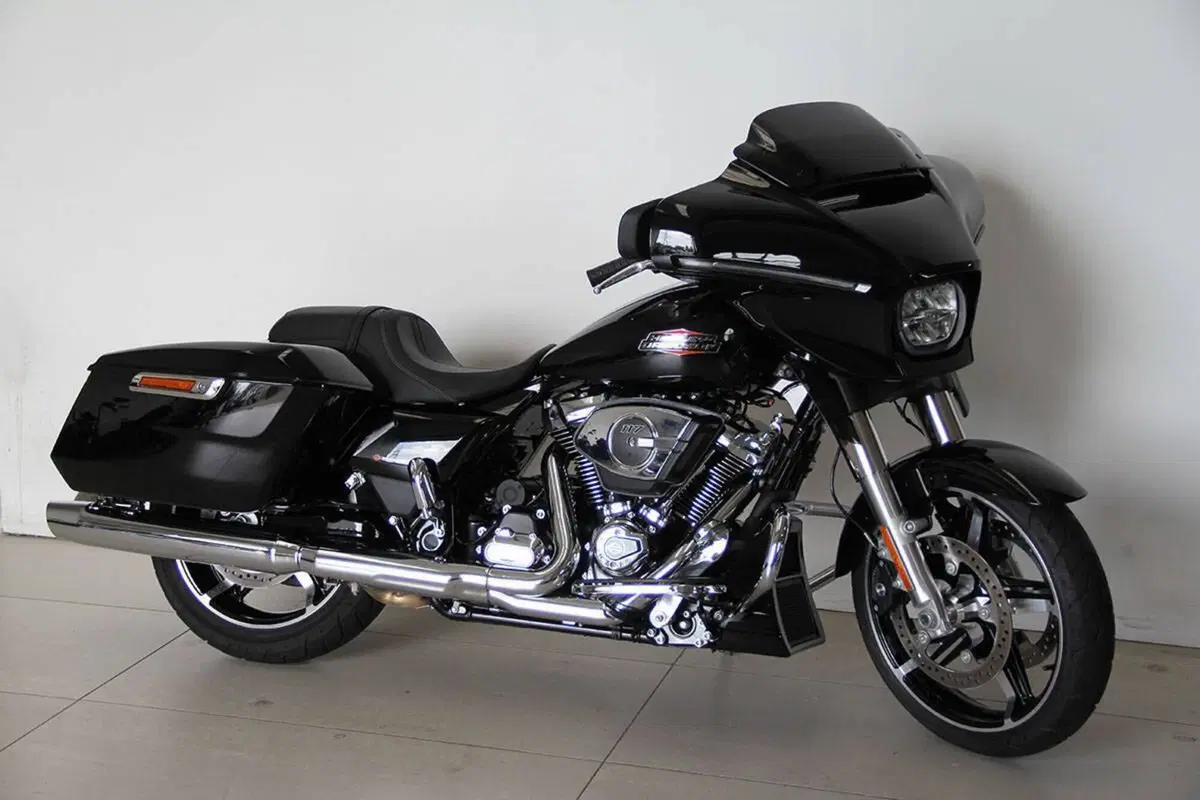 Harley-Davidson Street Glide (2024 - 26) (9)