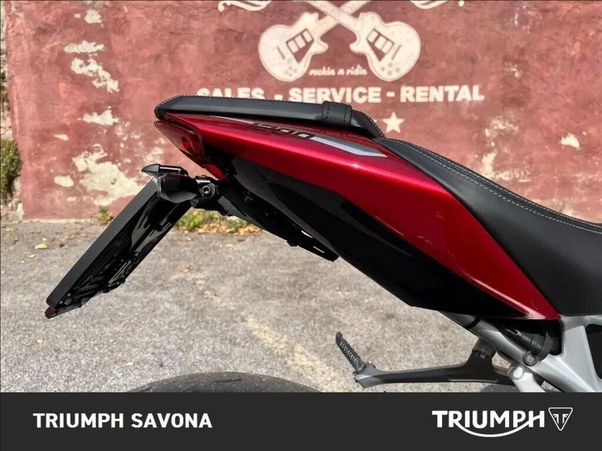 Triumph Speed Triple 1200 RS (2021 - 24) (4)