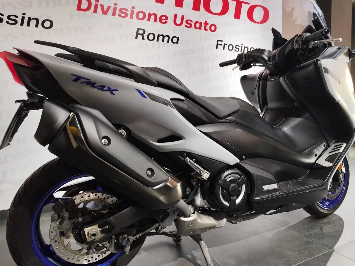 Yamaha T-Max 560 (2020 - 21) (2)