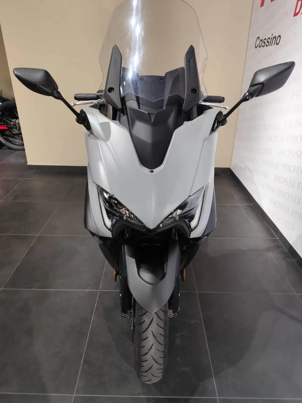 Yamaha T-Max 560 (2020 - 21) (4)