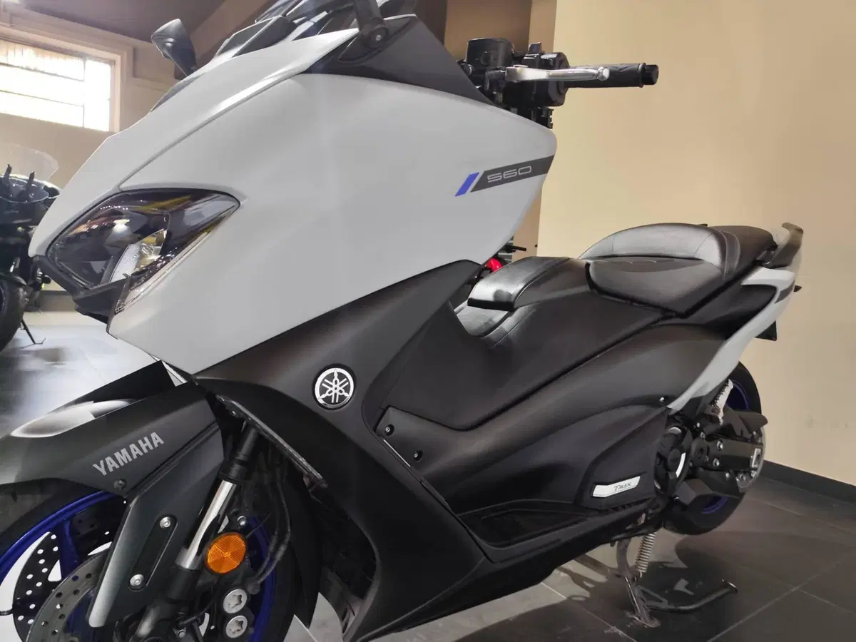 Yamaha T-Max 560 (2020 - 21) (5)