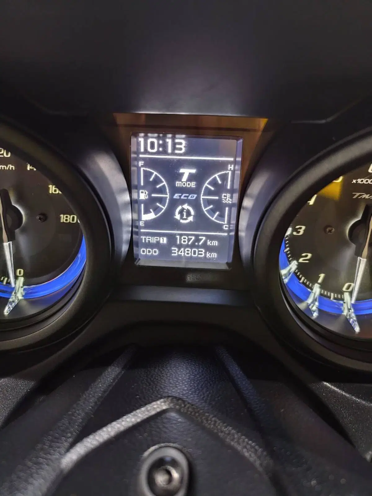 Yamaha T-Max 560 (2020 - 21) (8)