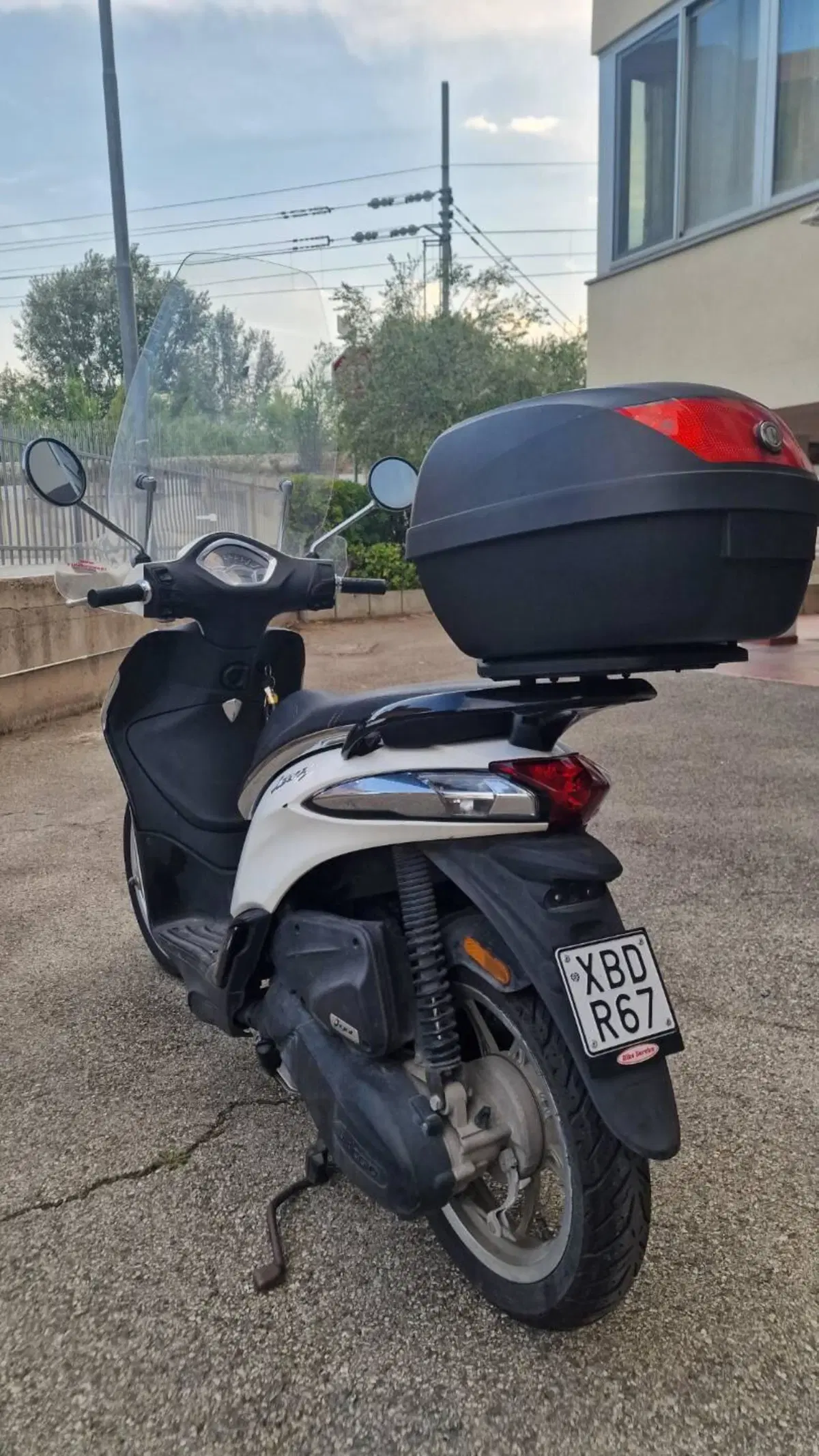 Piaggio Liberty 50 3V (2021 - 24) (3)