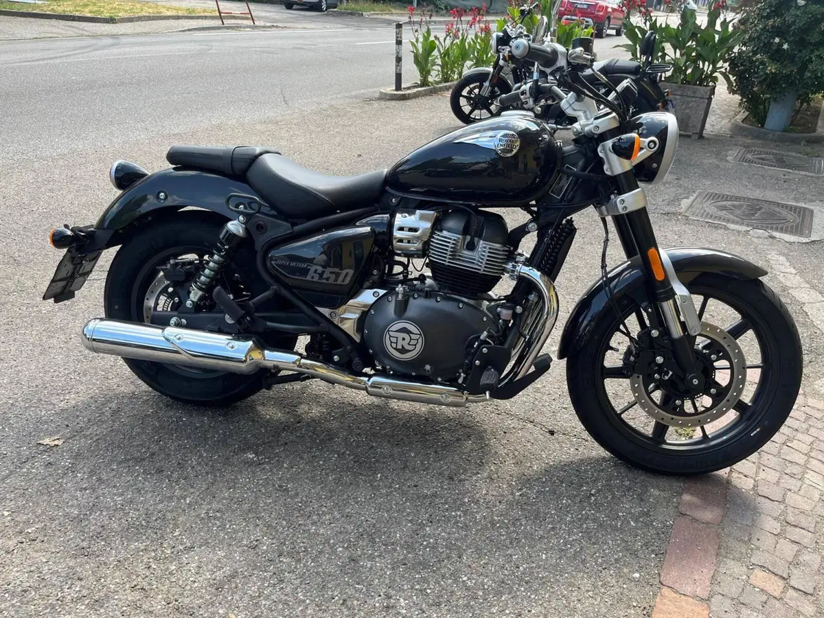 Royal Enfield Super Meteor 650 (2023 - 26)