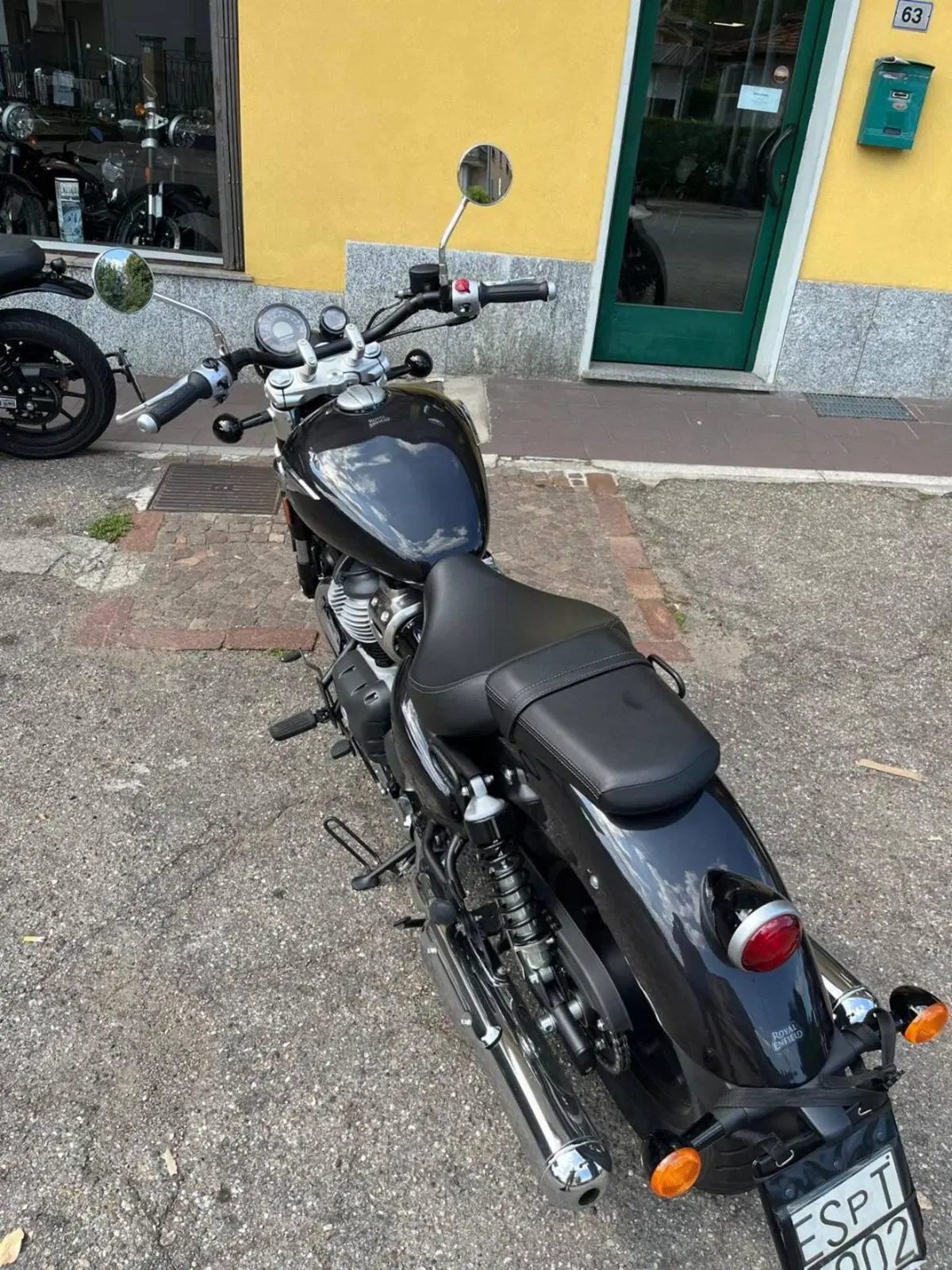 Royal Enfield Super Meteor 650 (2023 - 26) (5)