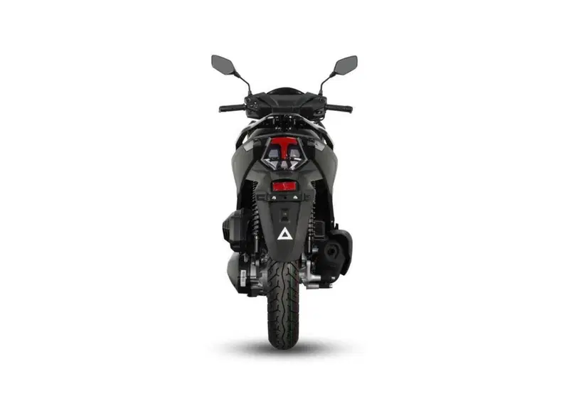 TNT XCS 125 XCS 125 (2026) (3)