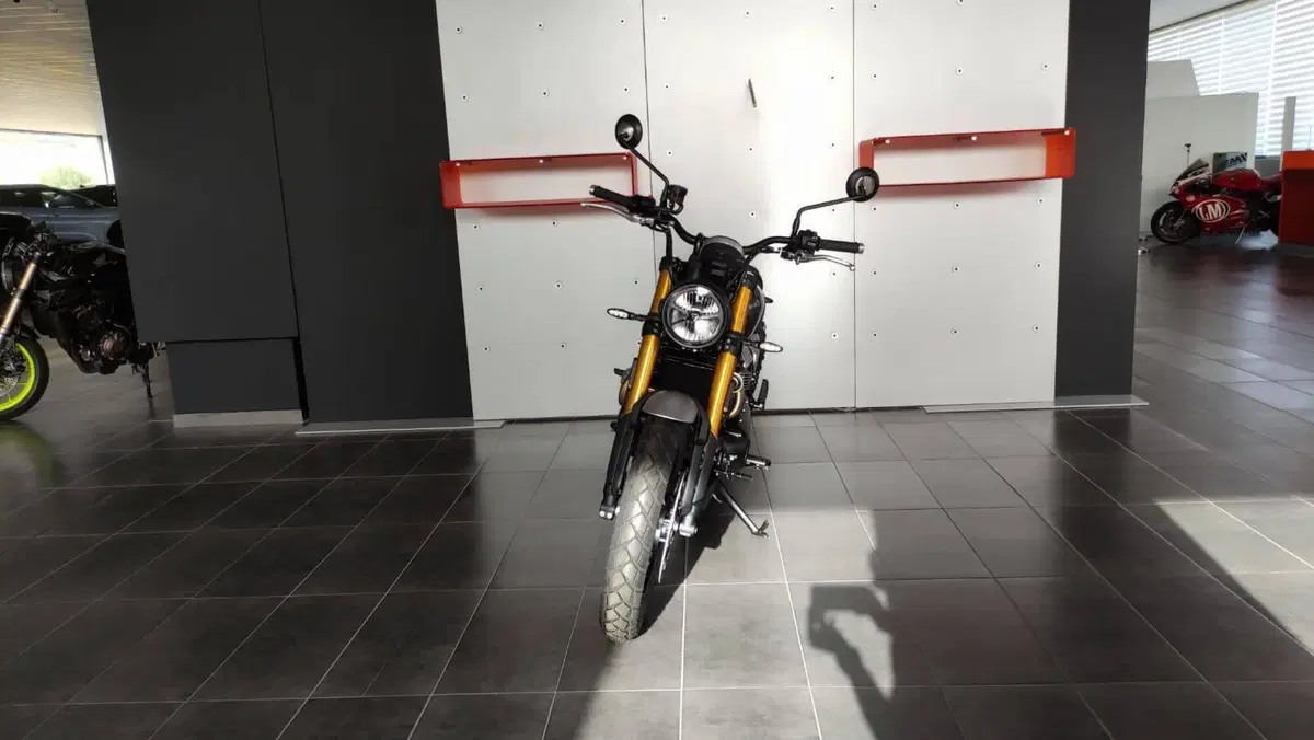 Triumph Scrambler 900 (2026) (9)