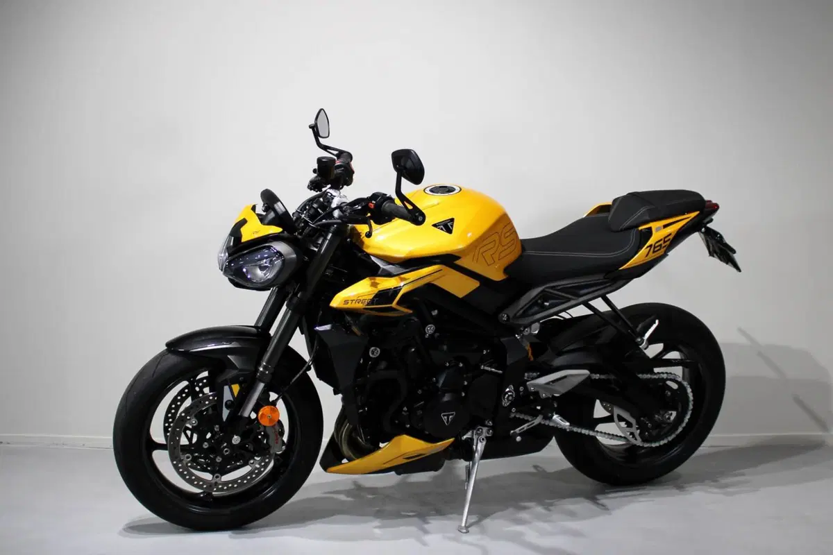 Triumph Street Triple 765 RS (2023 - 26) (3)