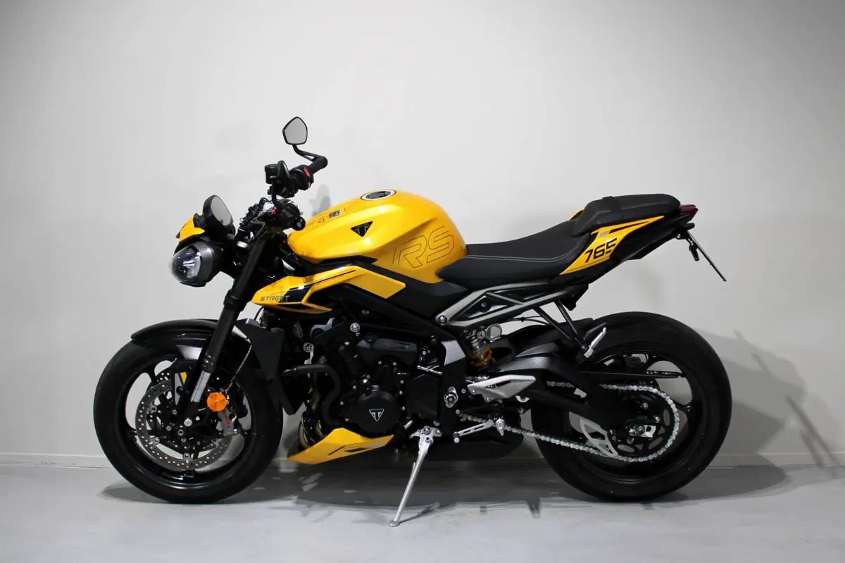 Triumph Street Triple 765 RS (2023 - 26) (4)