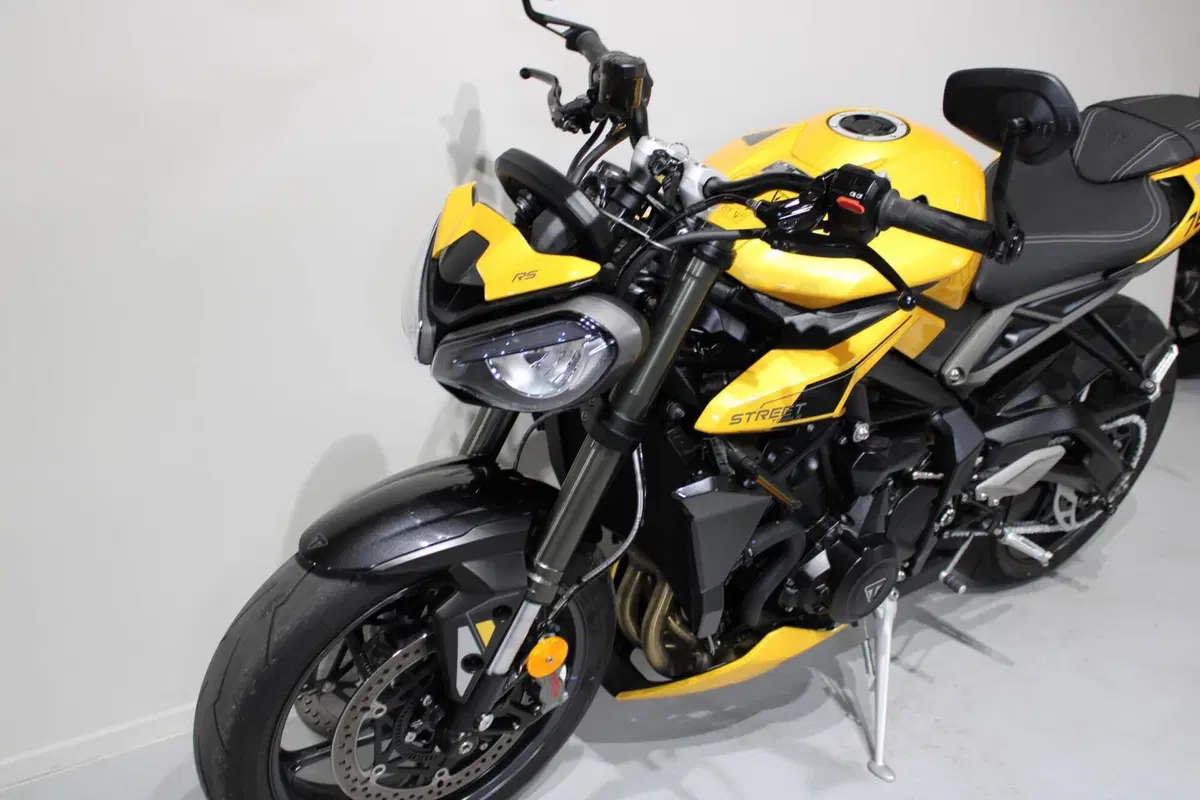 Triumph Street Triple 765 RS (2023 - 26) (6)