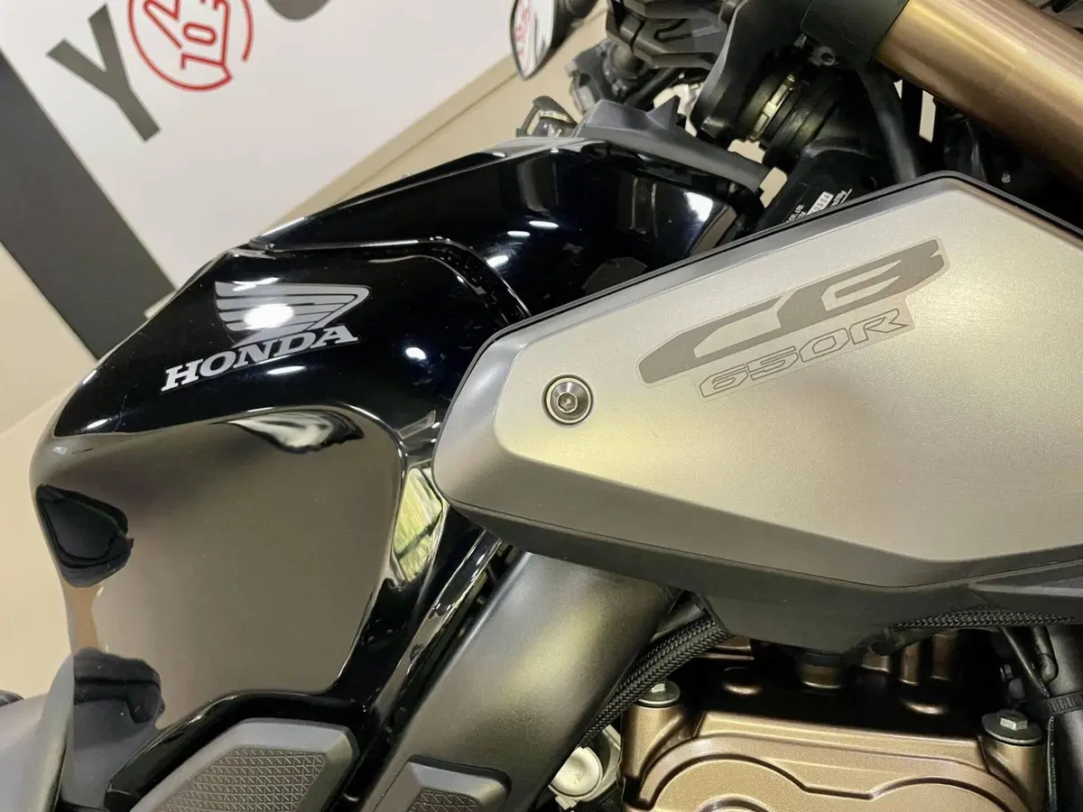 Honda CB 650 R (2019 - 20) (5)
