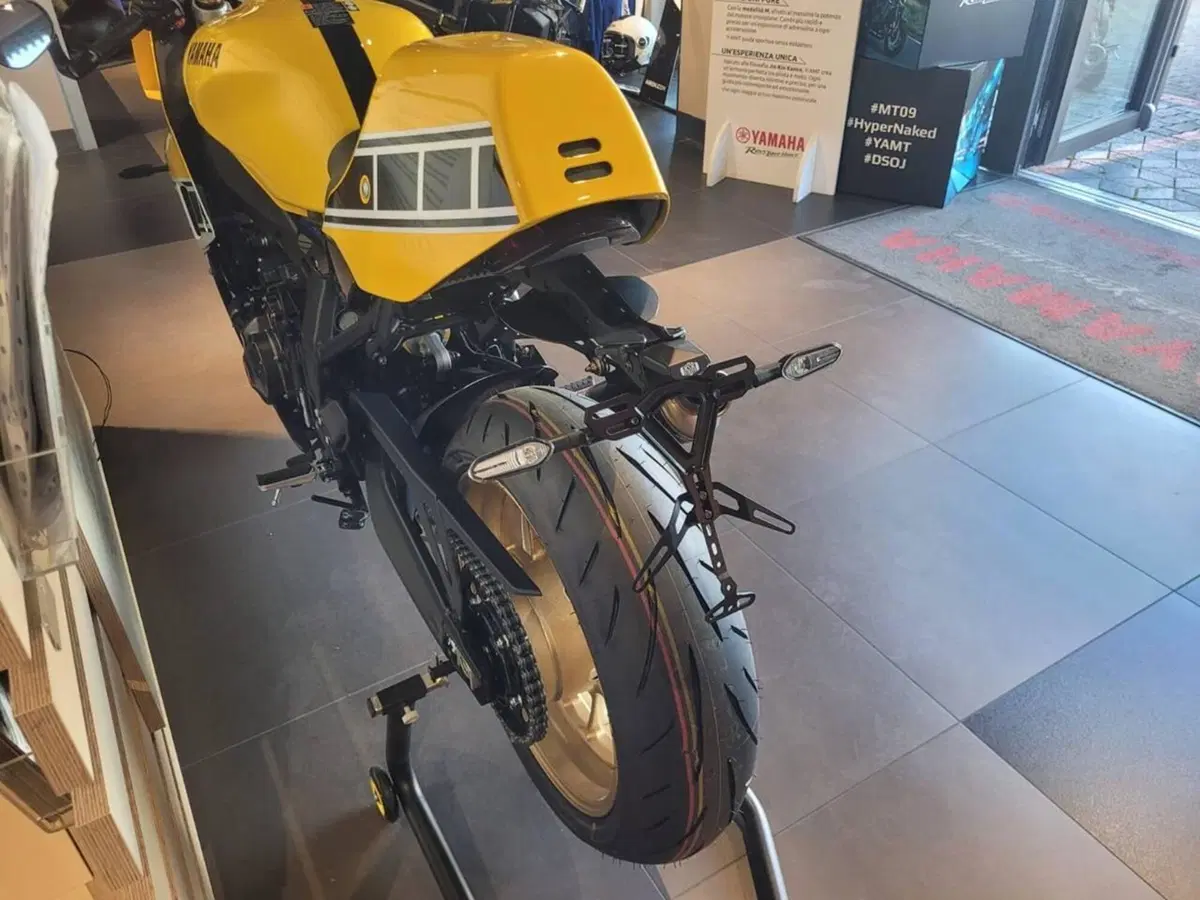 Yamaha XSR 900 GP (2024 - 26) (4)