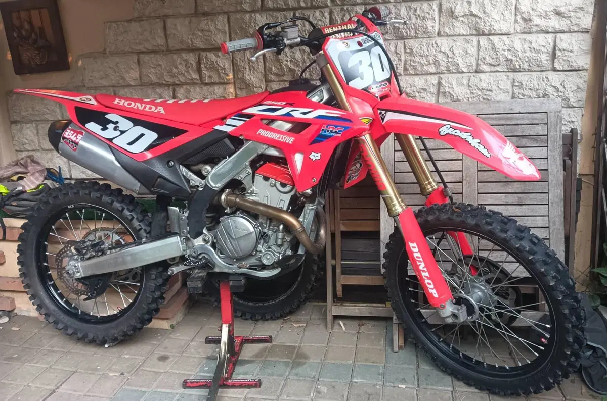Honda CRF 250R (2023) (3)