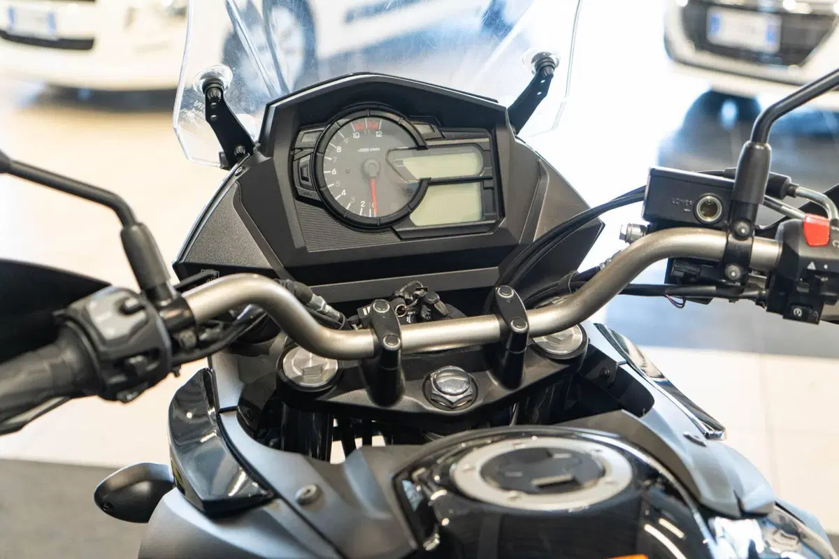 Suzuki V-Strom 650 Explorer (2023 - 25) (6)