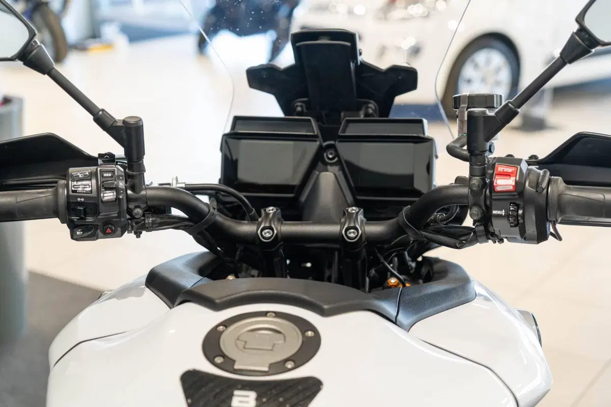 Yamaha MT-09 (2024 - 26) (5)