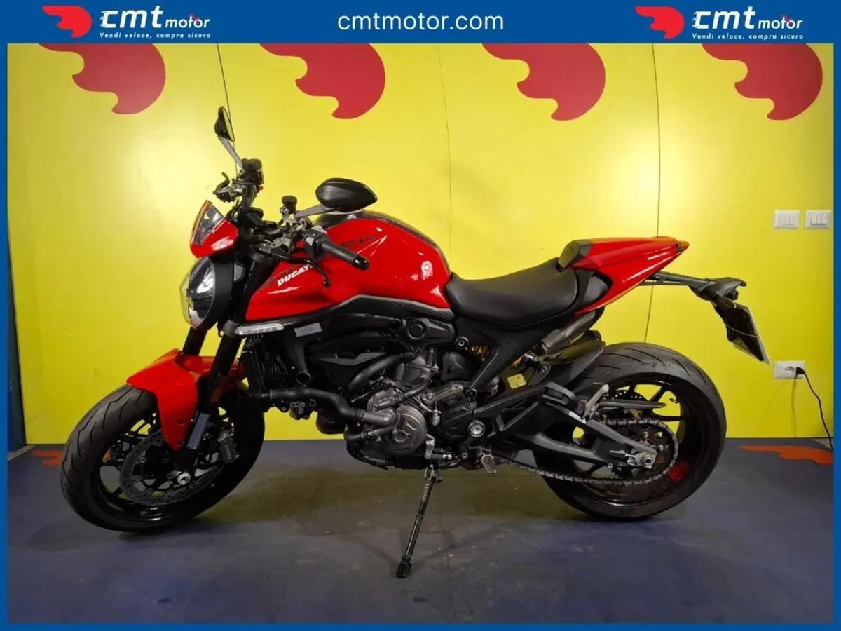 Ducati Monster 937 + (2021 - 25)