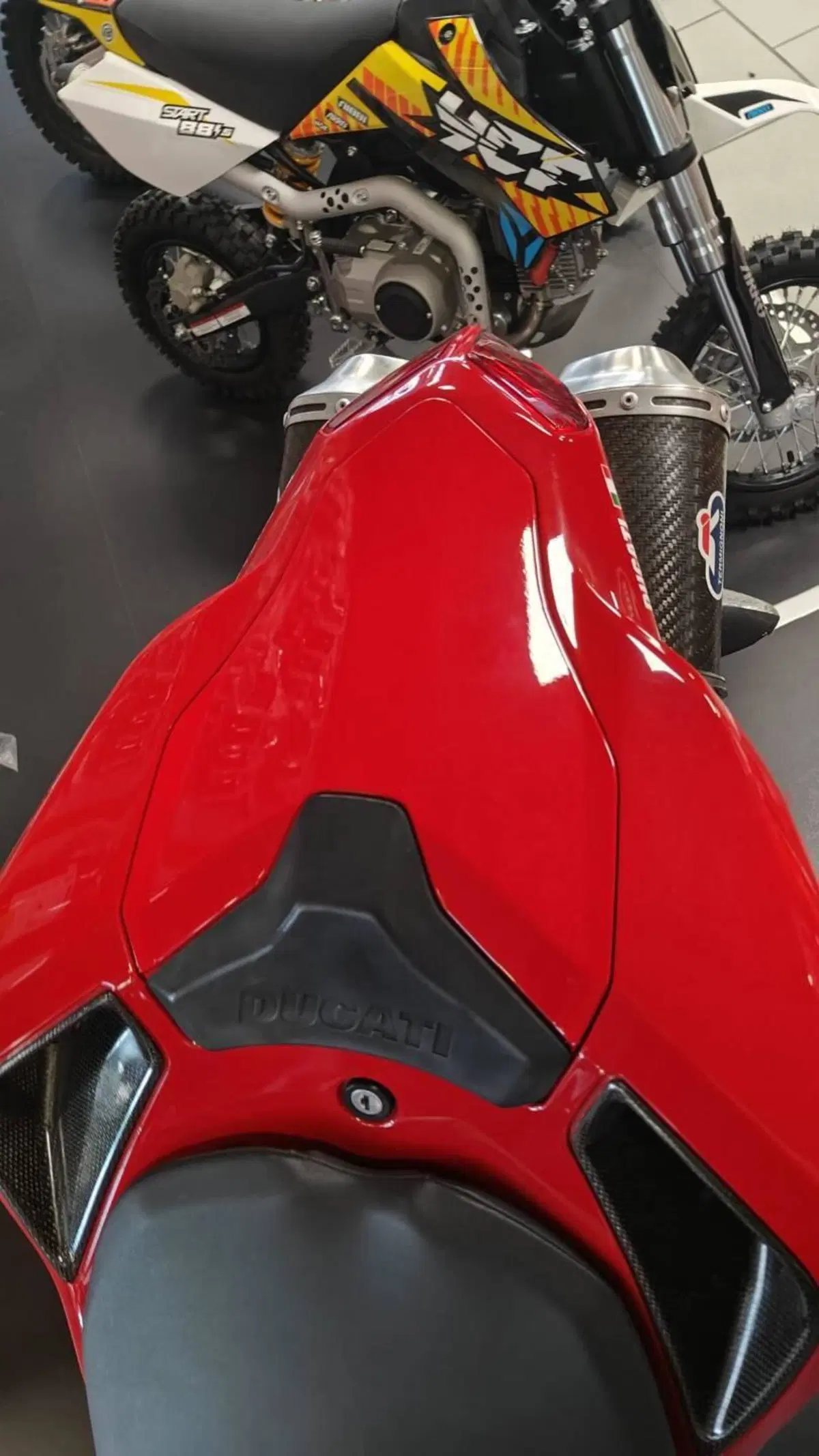 Ducati 1098 S (2006 - 11) (9)