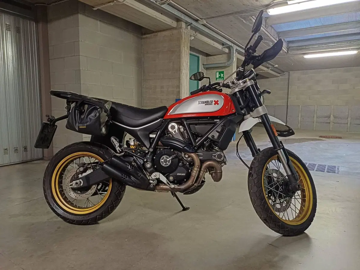 Ducati Scrambler 800 Desert Sled (2017 - 20) (2)