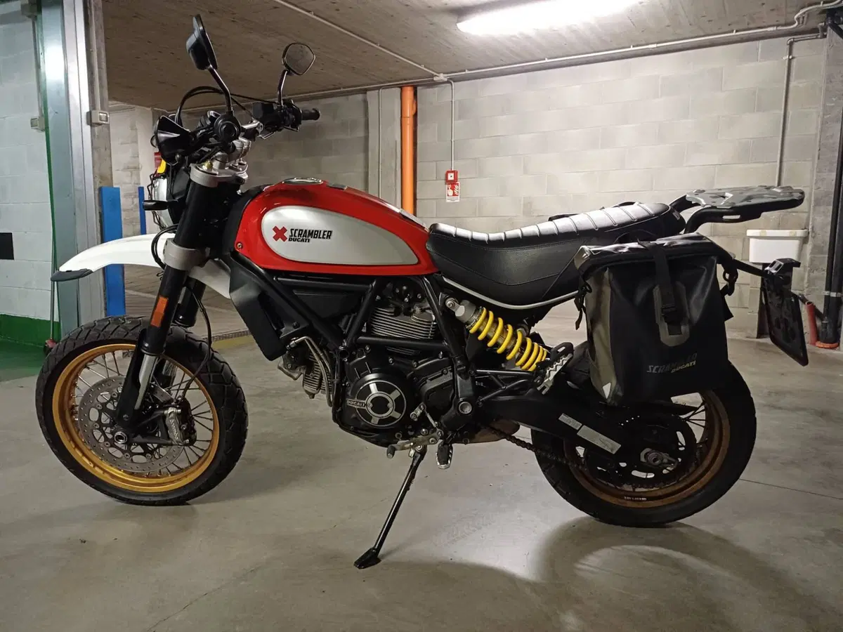 Ducati Scrambler 800 Desert Sled (2017 - 20) (4)