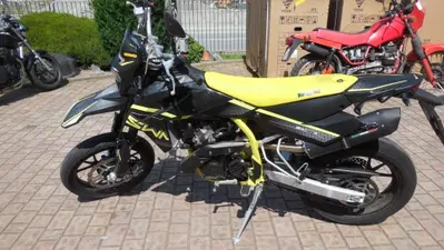 Swm SM 125 R (2022 - 24) usata