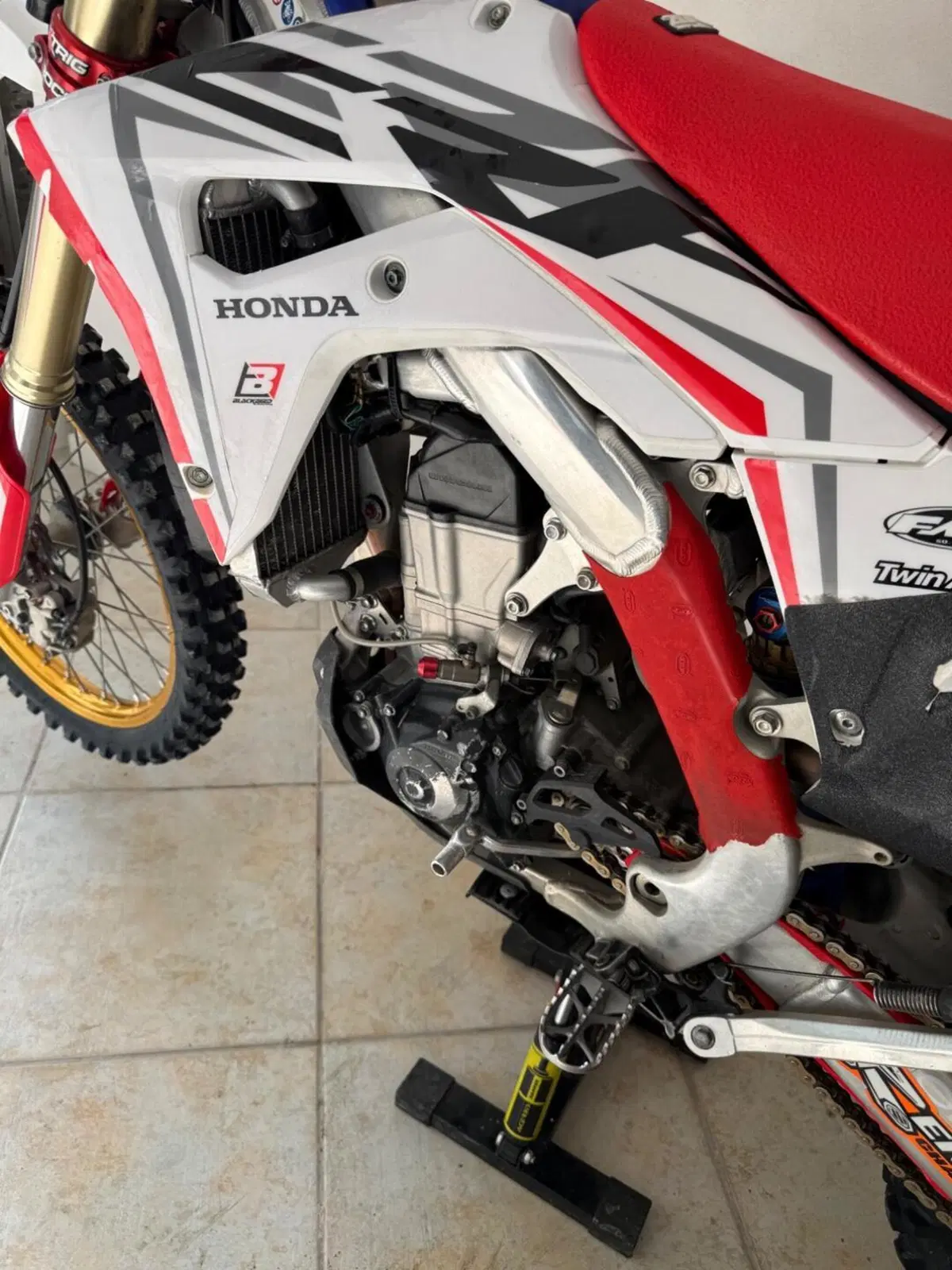 Honda CRF 450RX Enduro (2017) (3)