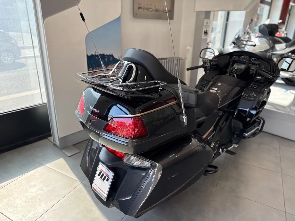 Honda GL 1800 Gold Wing (2012 - 17) (16)