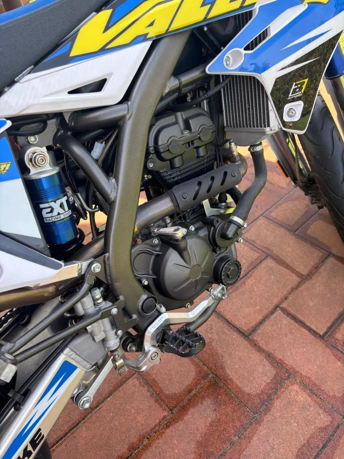 Valenti Racing SM 125 Z (2023 - 26) (4)