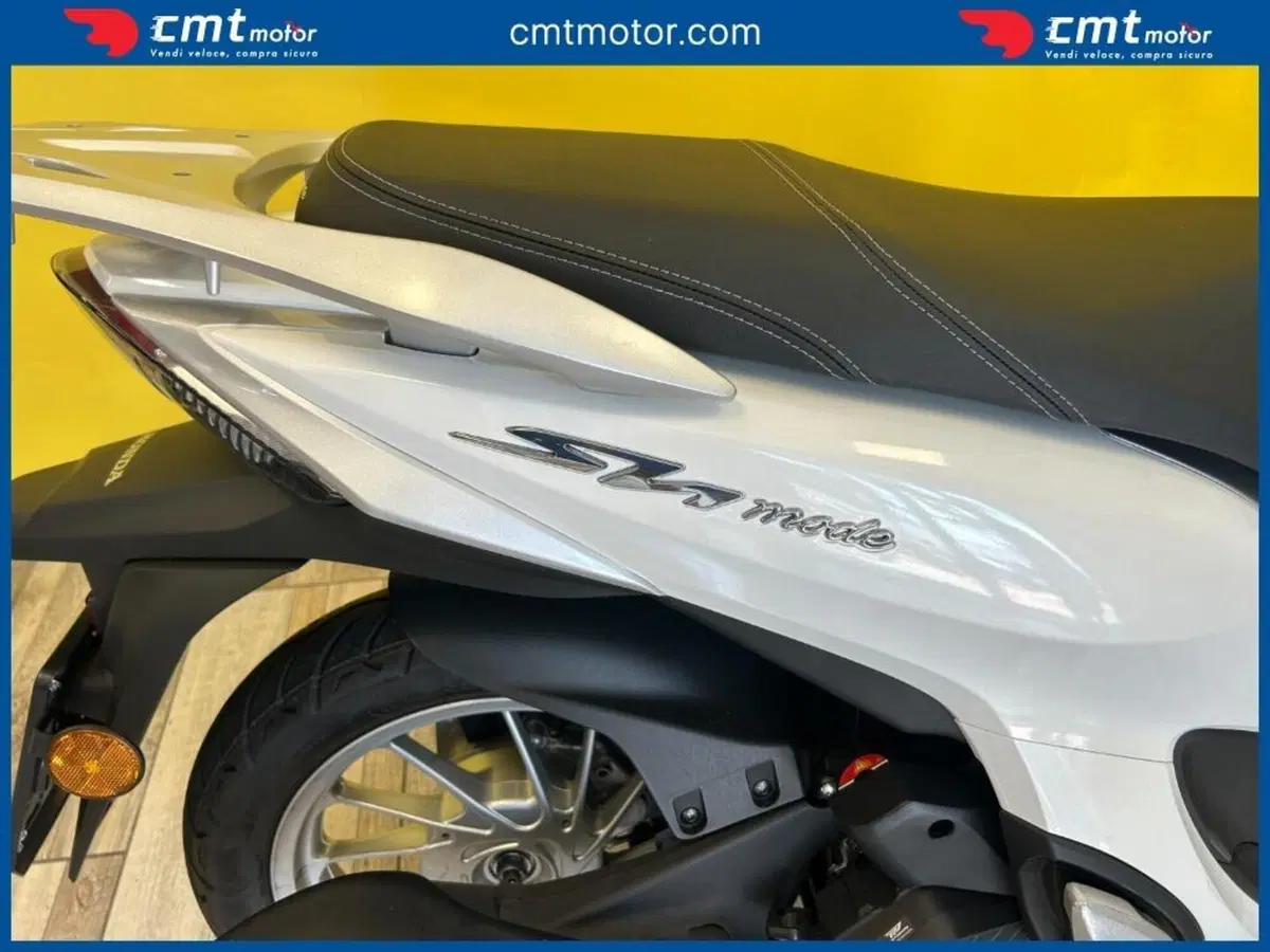 Honda SH 125 Mode (2021 - 23) (8)