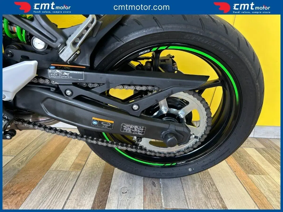 Kawasaki Ninja ZX-4R (2024 - 26) (8)